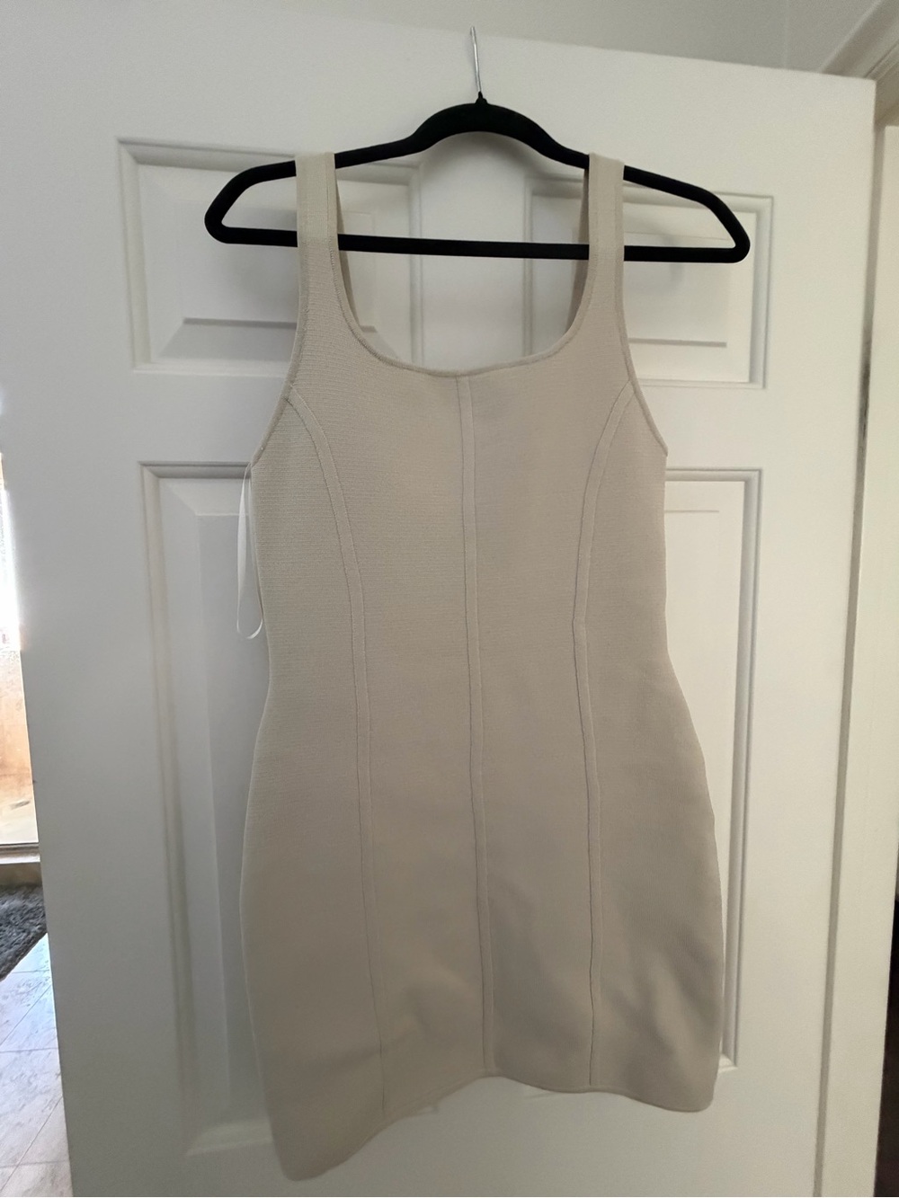 Babaton Cream Scoop-Neck Mini Bodycon Dress